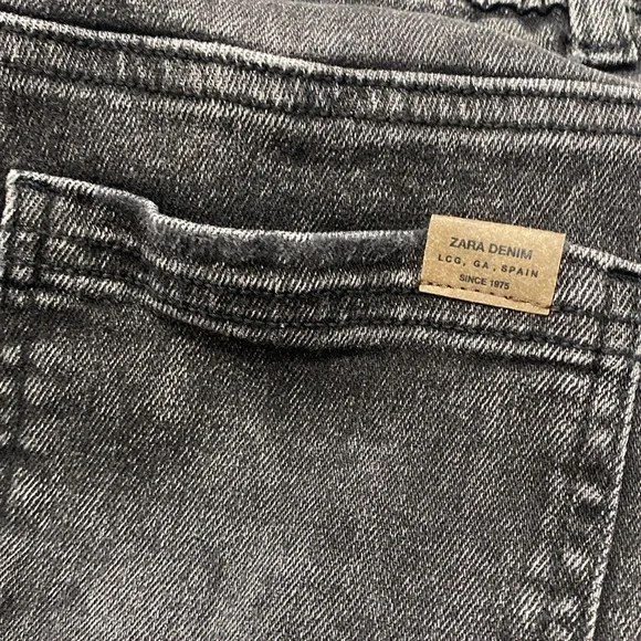 ZARA Black Wash Denim Jeans - Picture 6 of 7